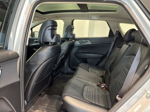 Used 2025 Kia Sportage SX FWD image 18