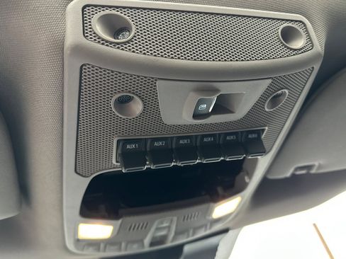 Used 2021 Ford F250 Lariat w/ Chrome Package image 23