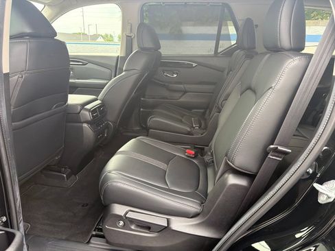 Used 2024 Honda Pilot EX-L image 18