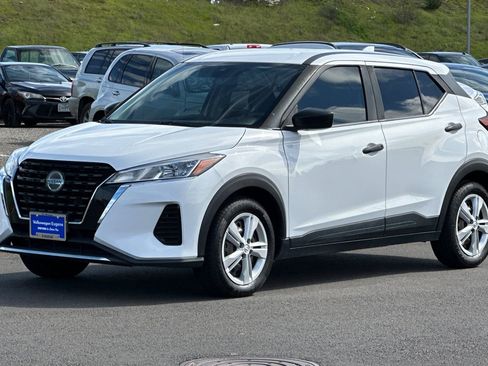 Used 2021 Nissan Kicks S image 7