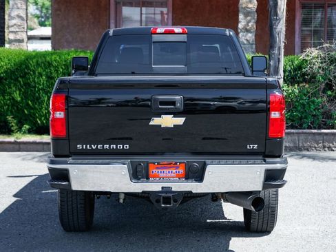 Used 2018 Chevrolet Silverado 3500 LTZ w/ Duramax Plus Package AWD/4WD image 7