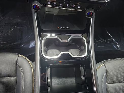 New 2026 Chevrolet Traverse High Country w/ LPO, Floor Liner Package image 27