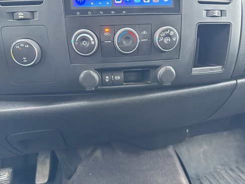 Used 2013 Chevrolet Silverado 2500 LT image 13