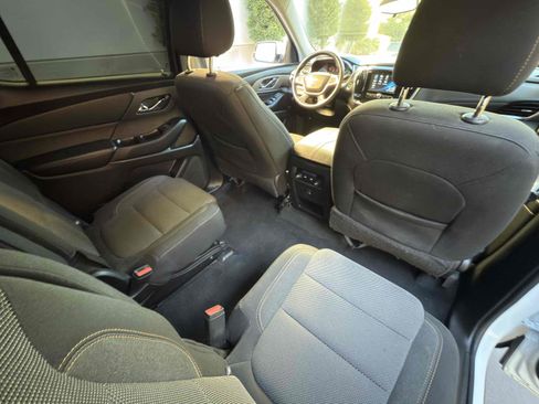 Used 2018 Chevrolet Traverse LT w/ LPO, Black Accent Package image 62