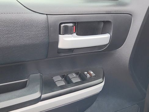 Used 2021 Toyota Tundra SR5 image 7