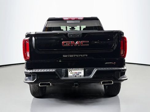 Used 2021 GMC Sierra 1500 AT4 w/ AT4 Value Package AWD/4WD image 7