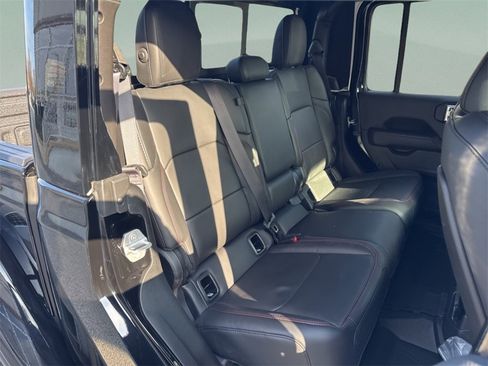 New 2026 Jeep Gladiator Rubicon image 34