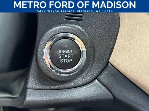 Used 2024 Subaru Outback Premium AWD/4WD image 30