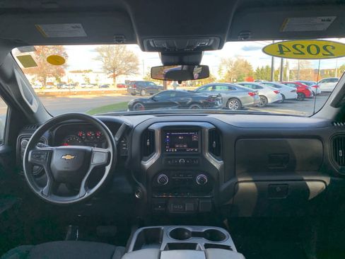 Certified 2024 Chevrolet Silverado 1500 Custom image 34