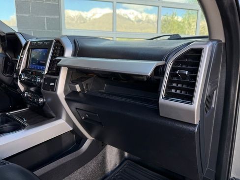 Used 2020 Ford F350 Lariat AWD/4WD image 24