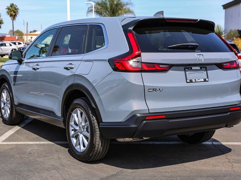 Certified 2026 Honda CR-V EX image 24