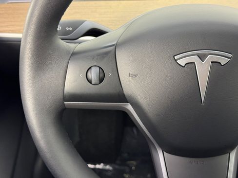 Used 2022 Tesla Model 3 Long Range image 19