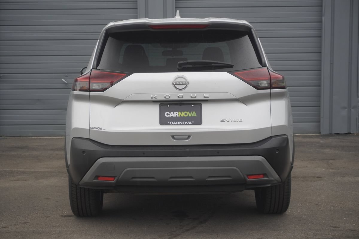 Used 2022 Nissan Rogue SV AWD/4WD image 4