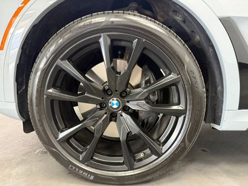 Used 2026 BMW X7 xDrive40i w/ Executive Package image 85