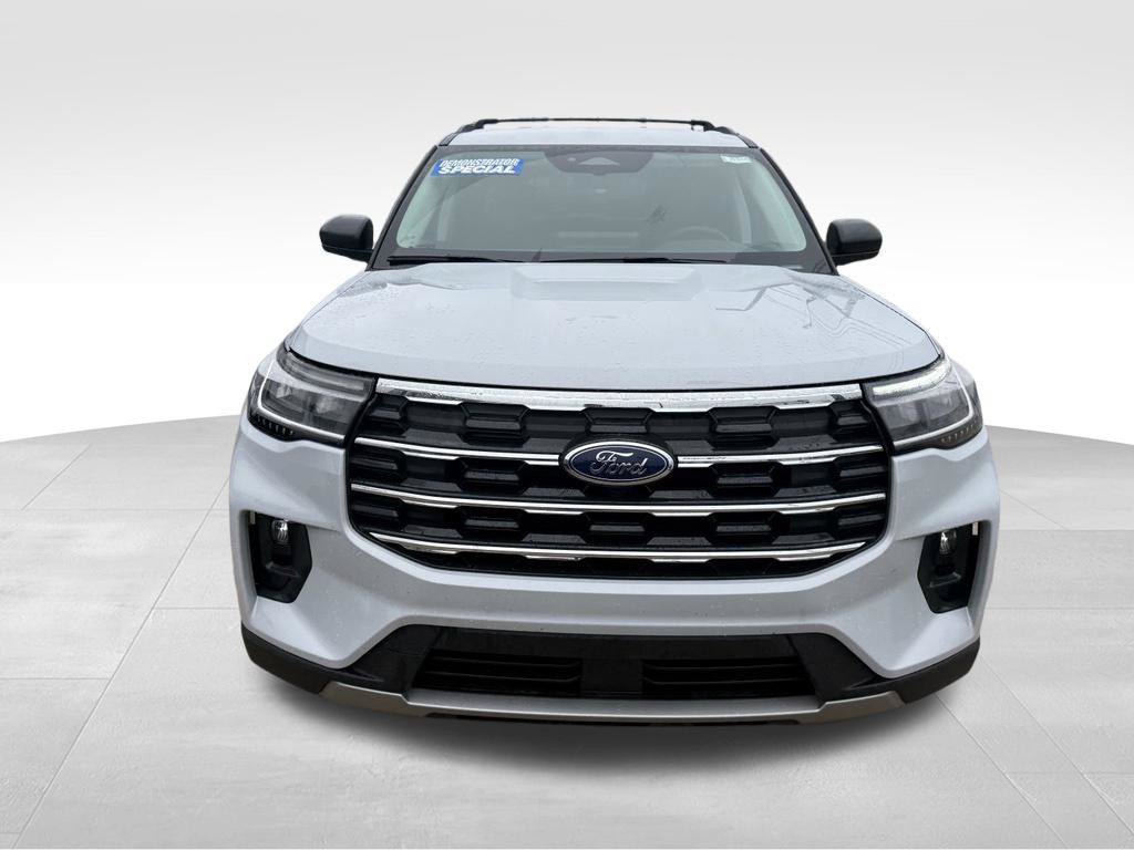 Used 2026 Ford Explorer Active w/ Active Comfort Package AWD/4WD image 29