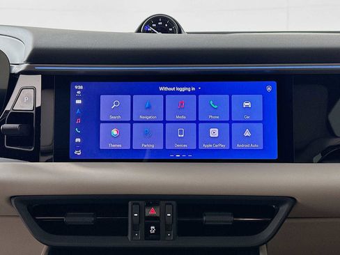 New 2026 Porsche Macan 4 Electric AWD/4WD image 17