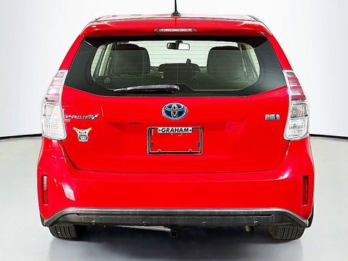 Used 2016 Toyota Prius V Three image 6