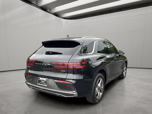 Certified 2026 Genesis GV70 2.5T AWD/4WD image 5
