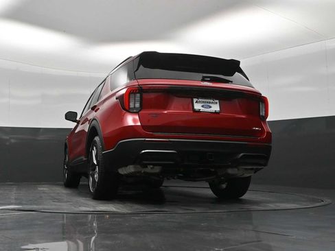 New 2026 Ford Explorer ST-Line w/ ST-Line Street Pack image 32