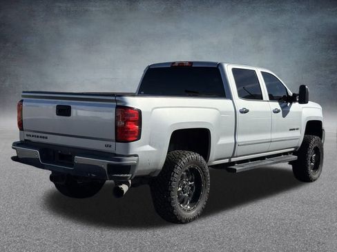 Used 2015 Chevrolet Silverado 3500 LTZ w/ Duramax Plus Package image 3