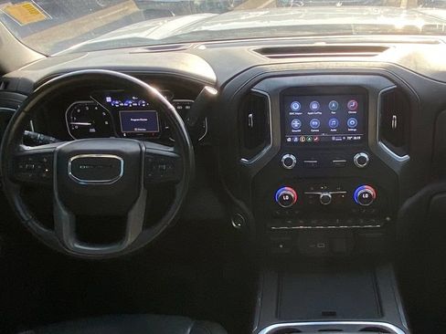 Used 2021 GMC Sierra 1500 Denali w/ Denali Premium Package AWD/4WD image 18