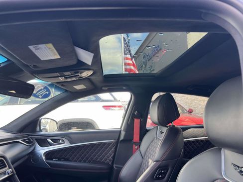 Used 2023 Genesis G70 3.3T w/ Sport Prestige Package image 21