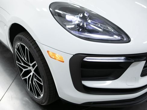 New 2026 Porsche Macan AWD/4WD image 12
