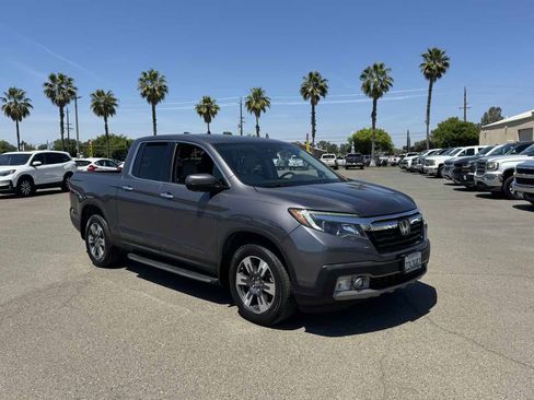 Used 2018 Honda Ridgeline RTL-E image 2
