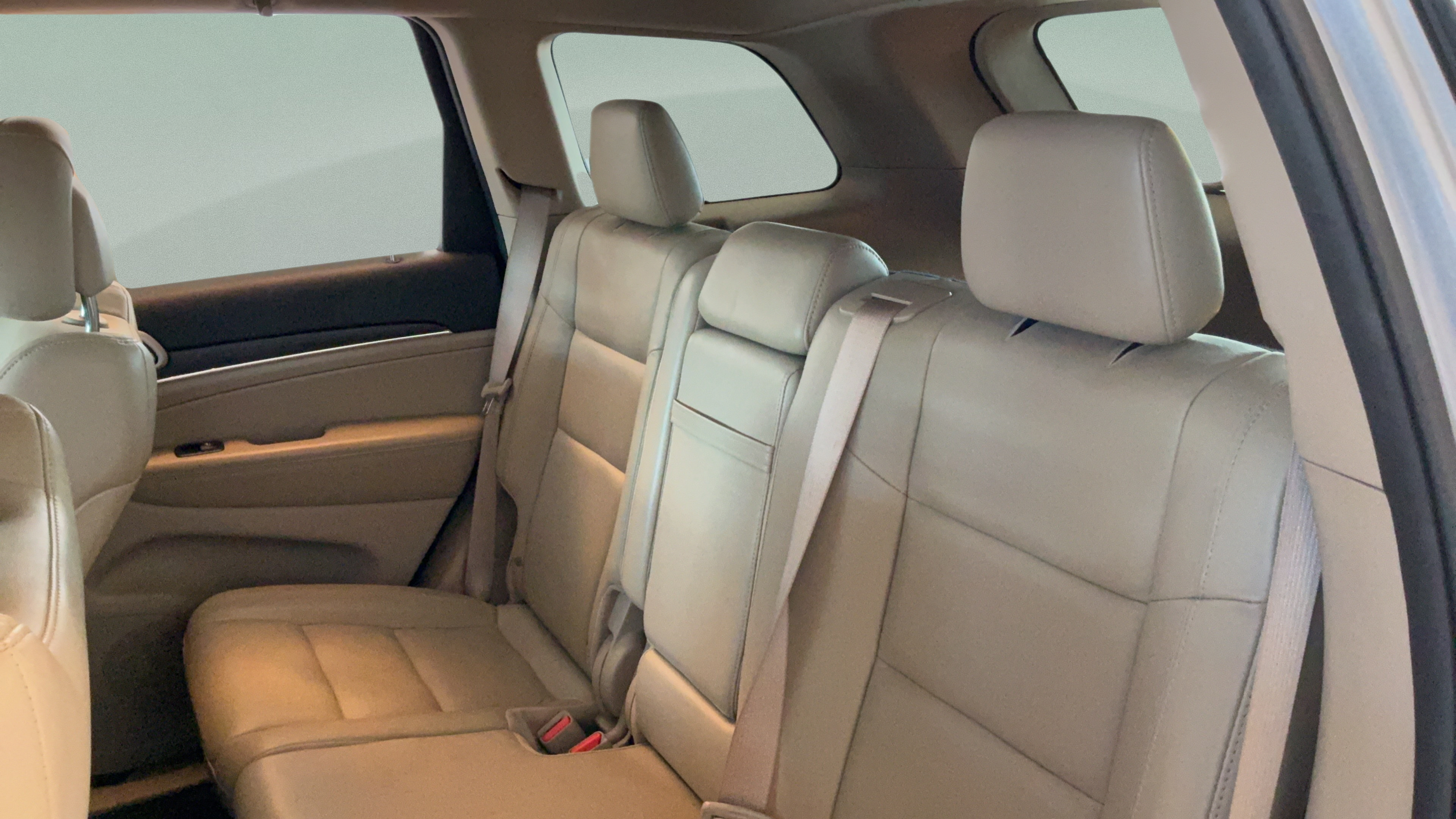 Used 2020 Jeep Grand Cherokee Limited RWD image 28
