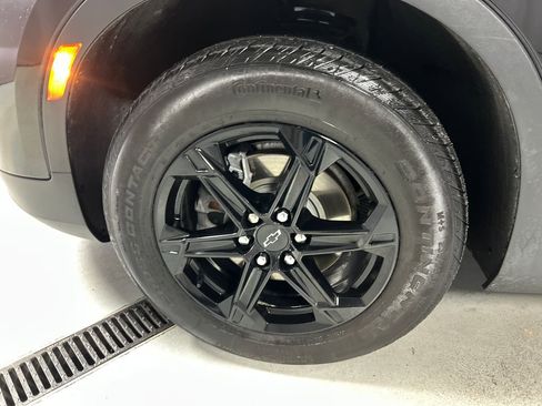 Used 2024 Chevrolet Blazer LT w/ Convenience Package image 9