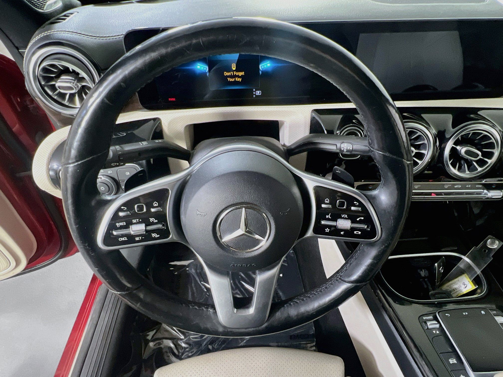 Used 2021 Mercedes-Benz CLA 250 4MATIC image 11