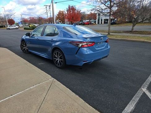 Certified 2023 Toyota Camry SE image 6