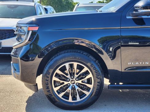 Used 2025 Ford Expedition Max Platinum AWD/4WD image 12