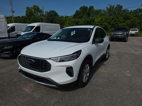 Used 2025 Ford Escape Active FWD image 1