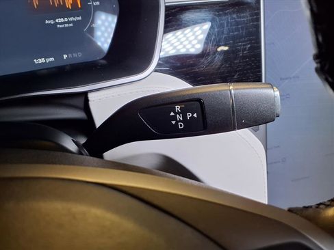 Used 2019 Tesla Model X 75D image 9