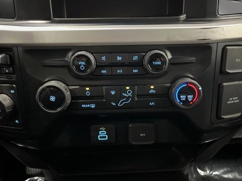 Used 2023 Ford F350 XLT w/ 360-Degree Camera Package image 17