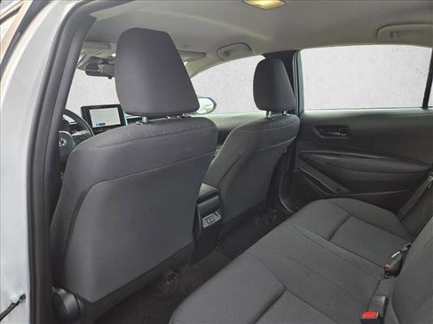 Used 2025 Toyota Corolla LE image 17