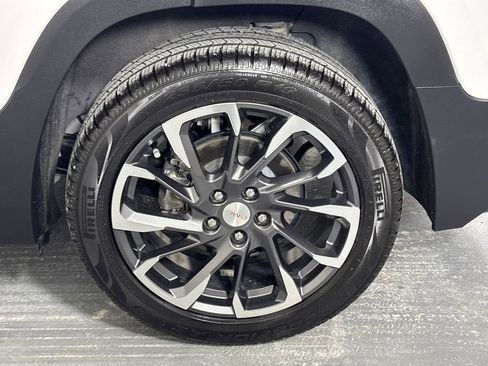 Used 2022 GMC Terrain SLT w/ Infotainment Package II FWD image 35