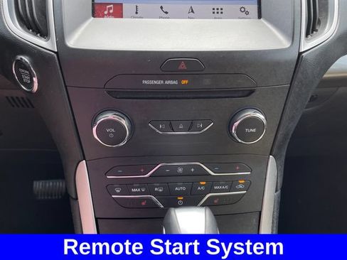 Used 2016 Ford Edge SEL w/ Equipment Group 201A AWD/4WD image 17