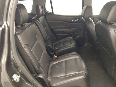 Used 2018 GMC Acadia SLT image 19