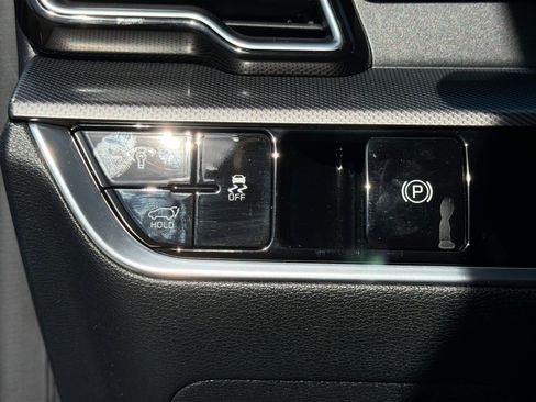 Used 2023 Kia Sportage SX image 34