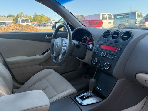 Used 2010 Nissan Altima 2.5 S image 57