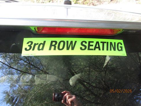 Used 2012 Ford Explorer XLT w/ Class III Trailer Tow Pkg AWD/4WD image 16