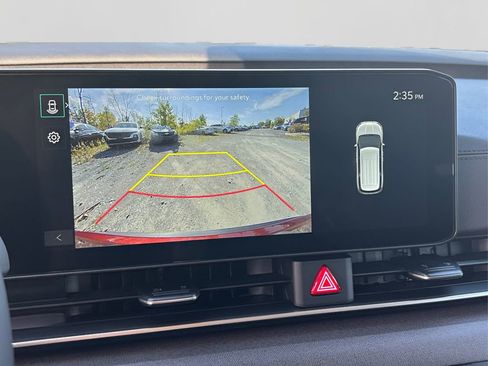 New 2026 Kia Carnival EX FWD image 25