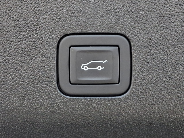 Used 2024 GMC Yukon Denali Ultimate AWD/4WD image 31
