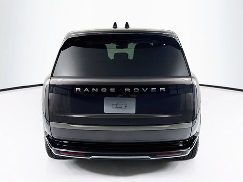 New 2026 Land Rover Range Rover Long Wheelbase SE AWD/4WD image 6