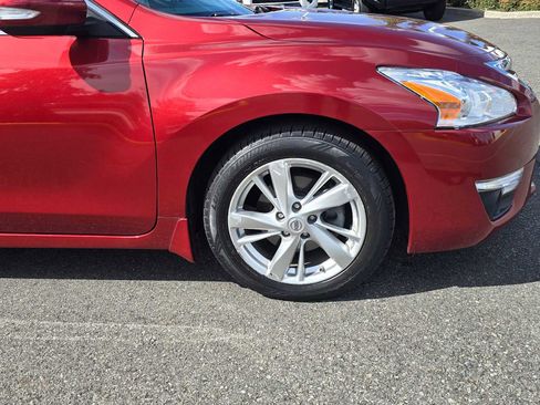 Used 2015 Nissan Altima 2.5 SL w/ Technology Package image 9