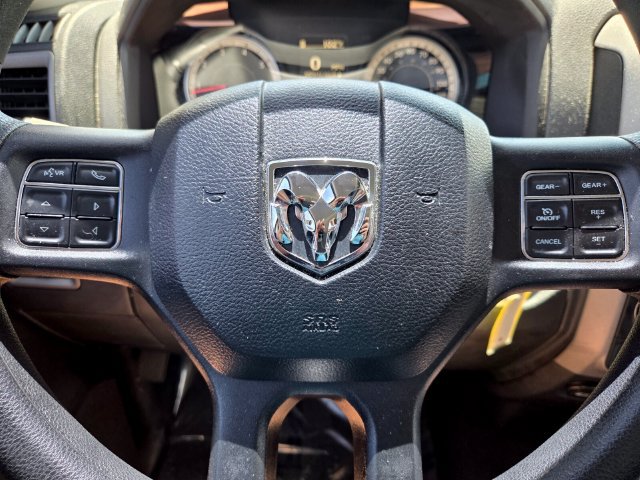 Used 2016 RAM 1500 Express RWD image 32