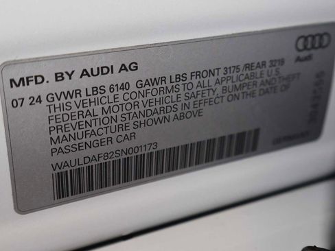 Used 2025 Audi A8 L 3.0T AWD/4WD image 42