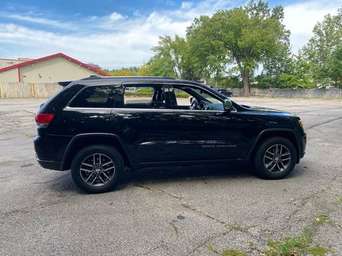 Used 2018 Jeep Grand Cherokee Limited AWD/4WD image 6